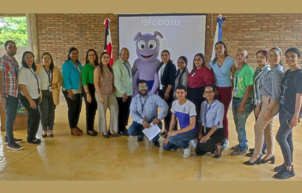 La comunidad académica del ISFODOSU conoce sobre la simbología institucional